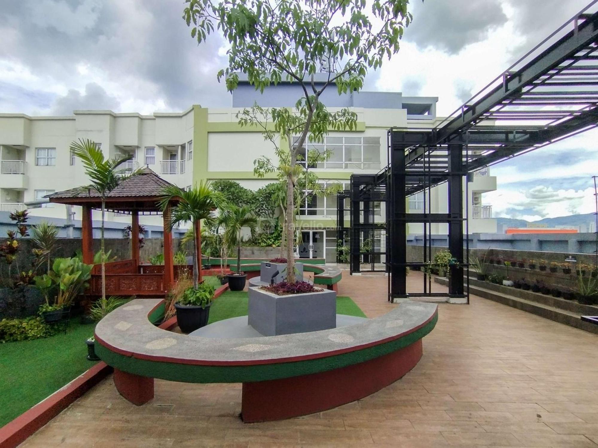 And 2br At Parahyangan By Travelio Apartemen *